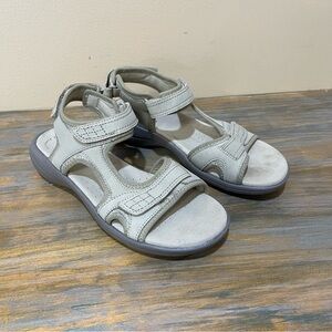 Clarks Collection Saylie Jade Strappy Comfort Sandals Beige Casual Womens 8W